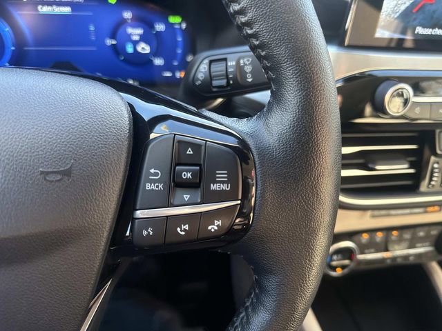 Used 2021 Ford Escape Titanium image 30