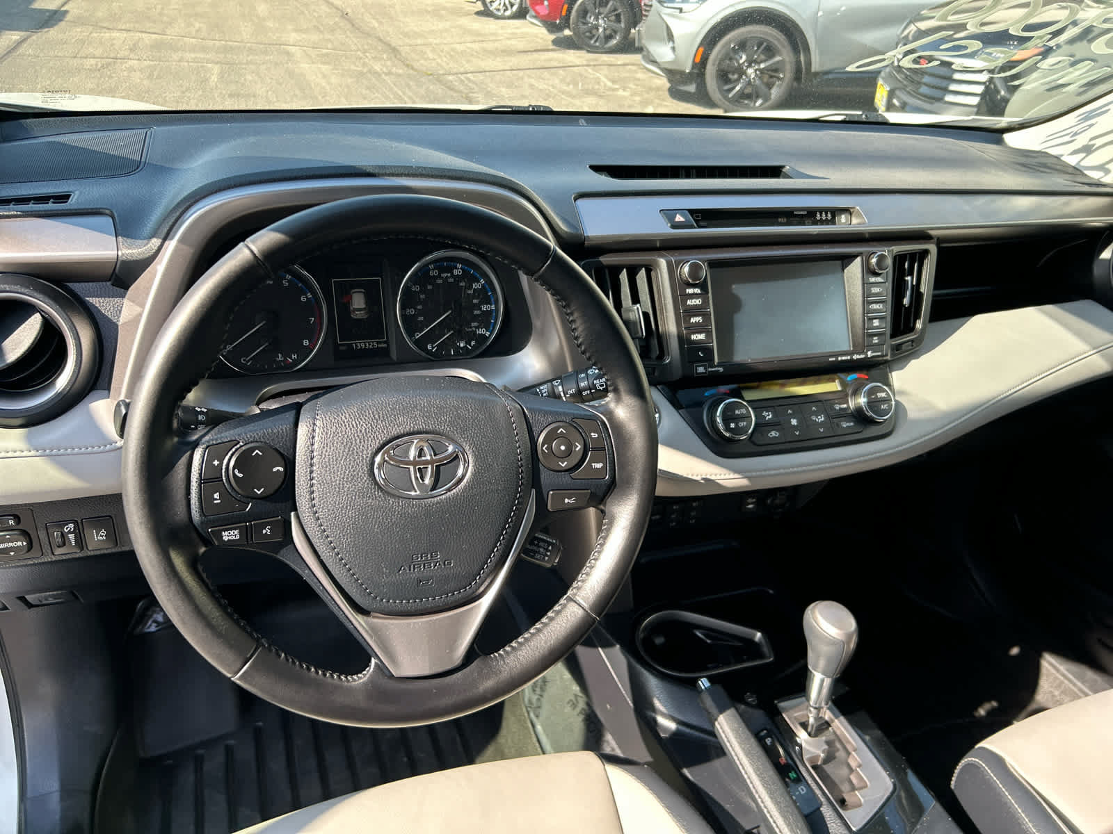 Used 2017 Toyota RAV4 Limited w/ Advanced Technology Package AWD/4WD image 13