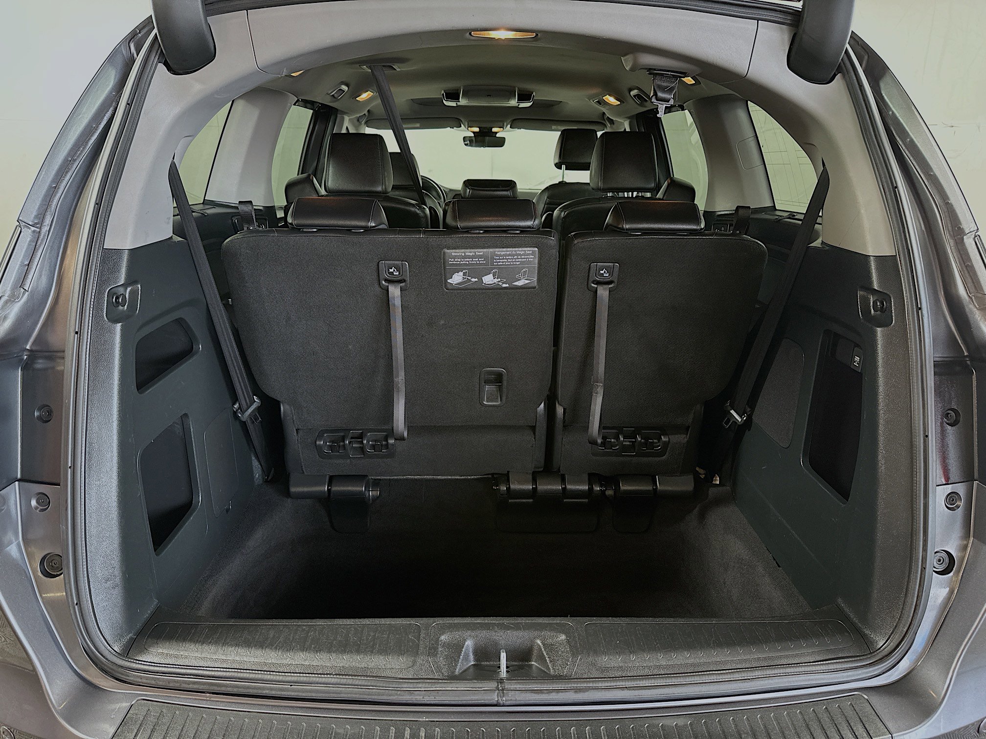 Certified 2024 Honda Odyssey Touring image 27