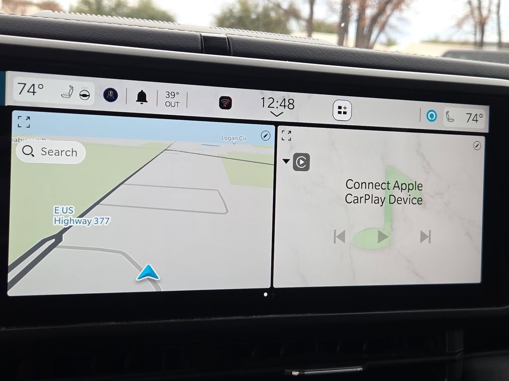 Used 2024 Jeep Wrangler Sahara w/ Technology Group image 18