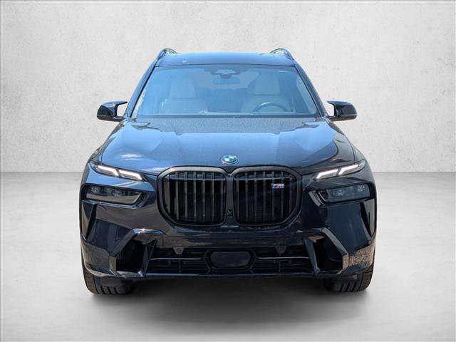 Used 2025 BMW X7 M60i image 2