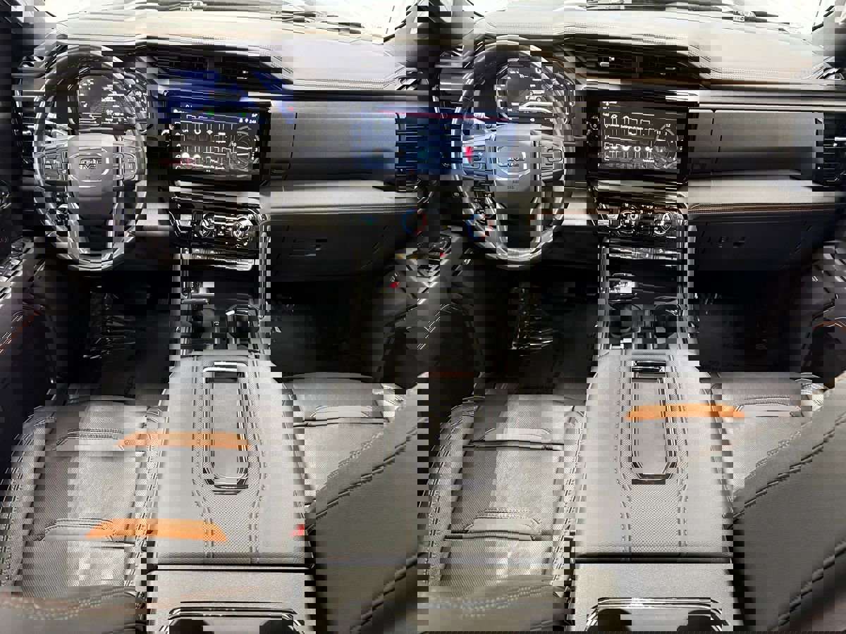 Used 2022 GMC Sierra 1500 AT4 image 17