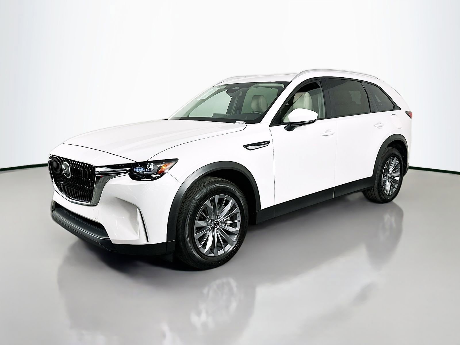 Certified 2024 MAZDA CX-90 Plug-In Hybrid w/ Preferred AWD/4WD image 3