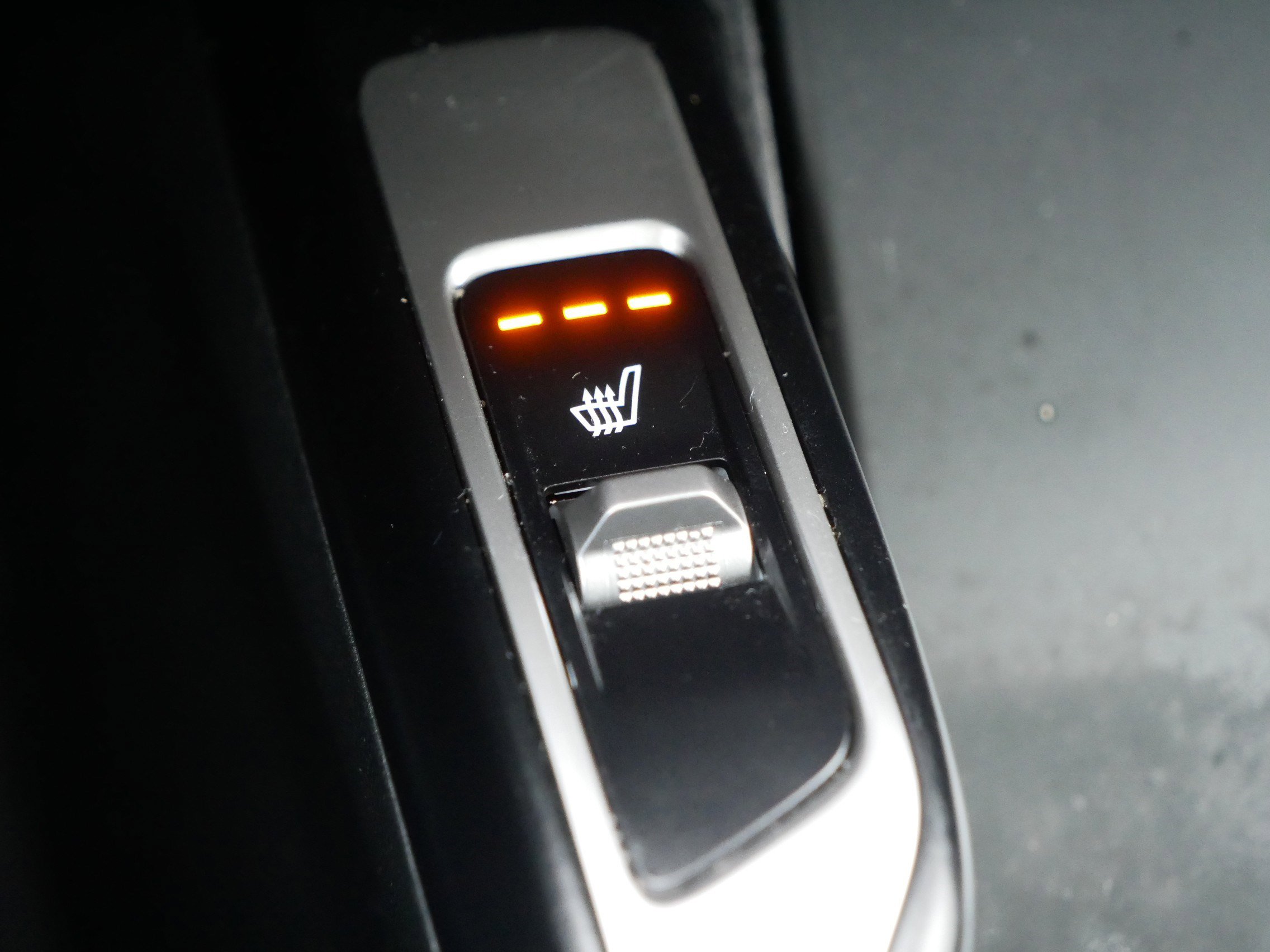 Certified 2023 Kia Sorento S w/ Panoramic Sunroof Package image 28