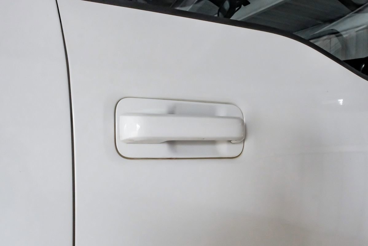 Used 2017 Ford F350 Lariat w/ Lariat Value Package image 41