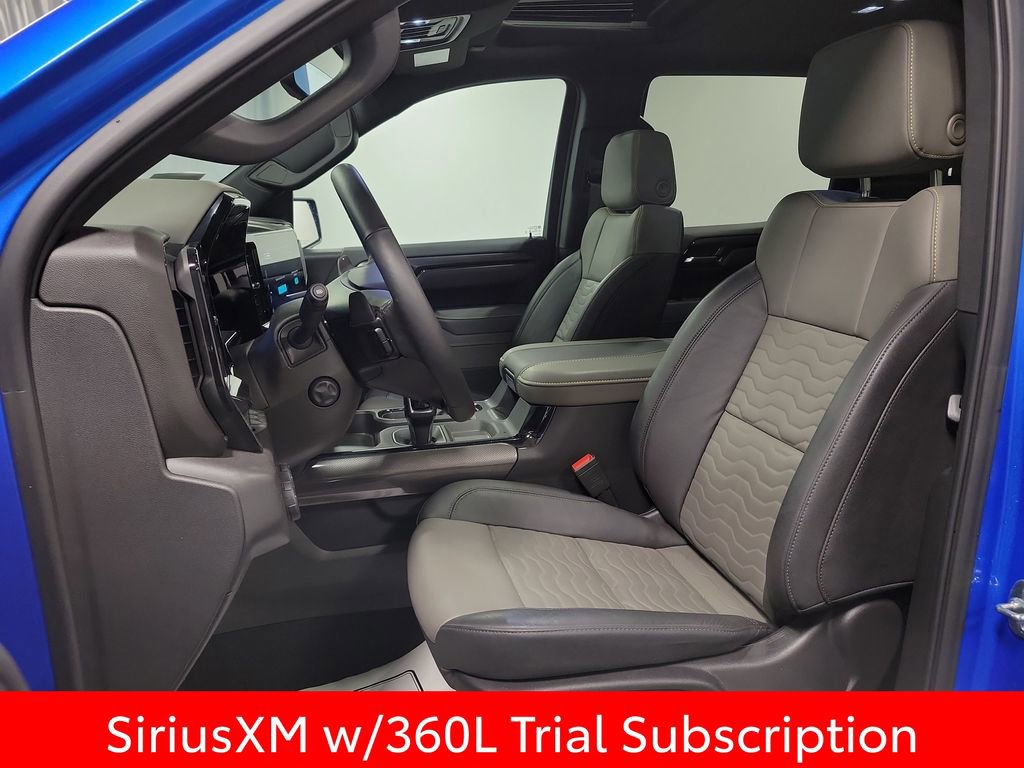 Used 2025 Chevrolet Silverado 1500 ZR2 w/ Technology Package image 13