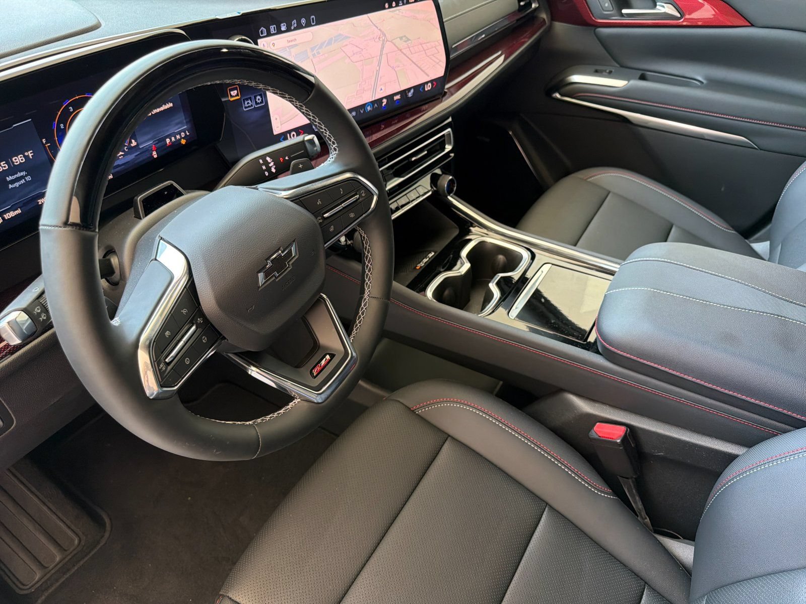 New 2026 Chevrolet Traverse Z71 w/ Enhanced Driving Package AWD/4WD image 9