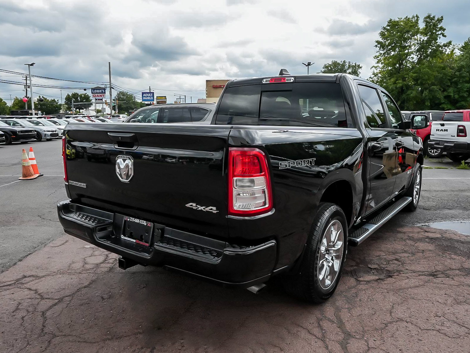 Used 2023 RAM 1500 Big Horn AWD/4WD image 6