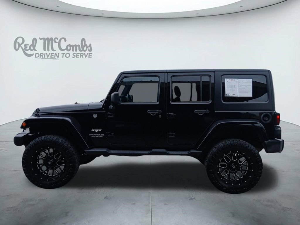 Used 2017 Jeep Wrangler Unlimited Sahara AWD/4WD image 2