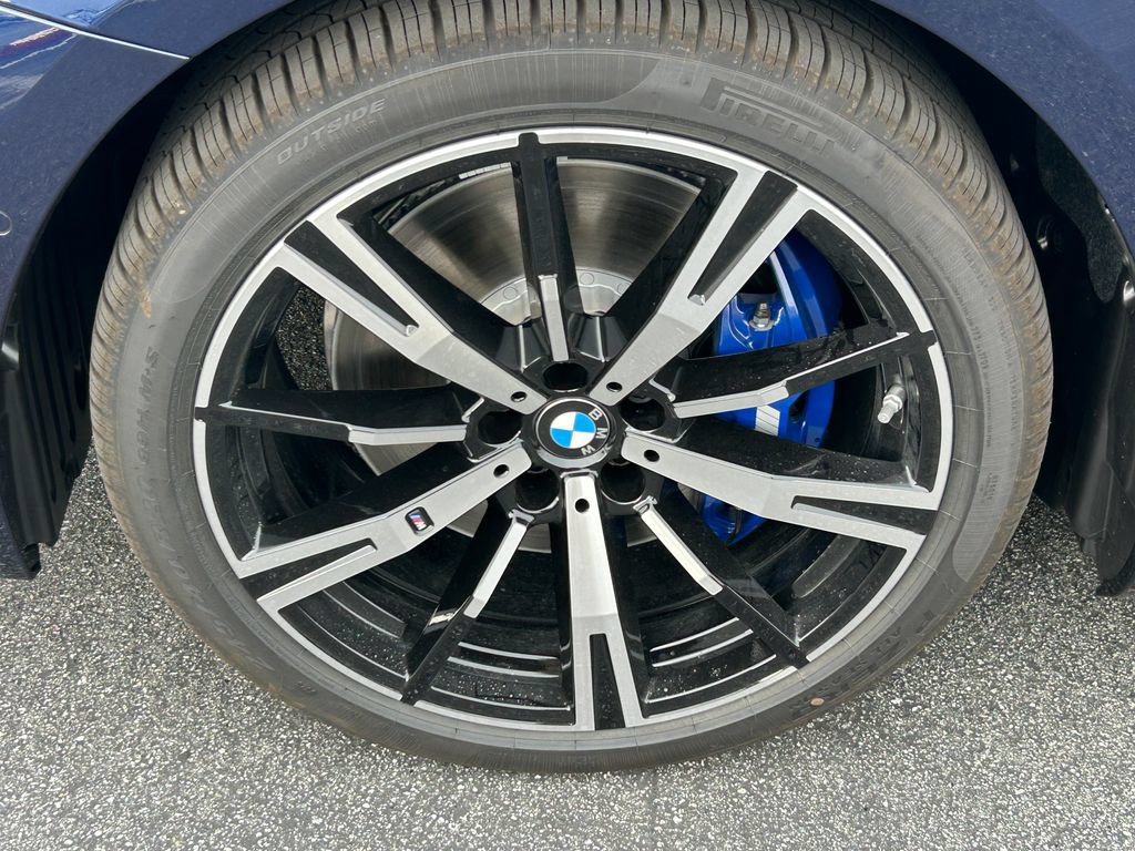 New 2027 BMW 550e xDrive w/ Executive Package AWD/4WD image 9