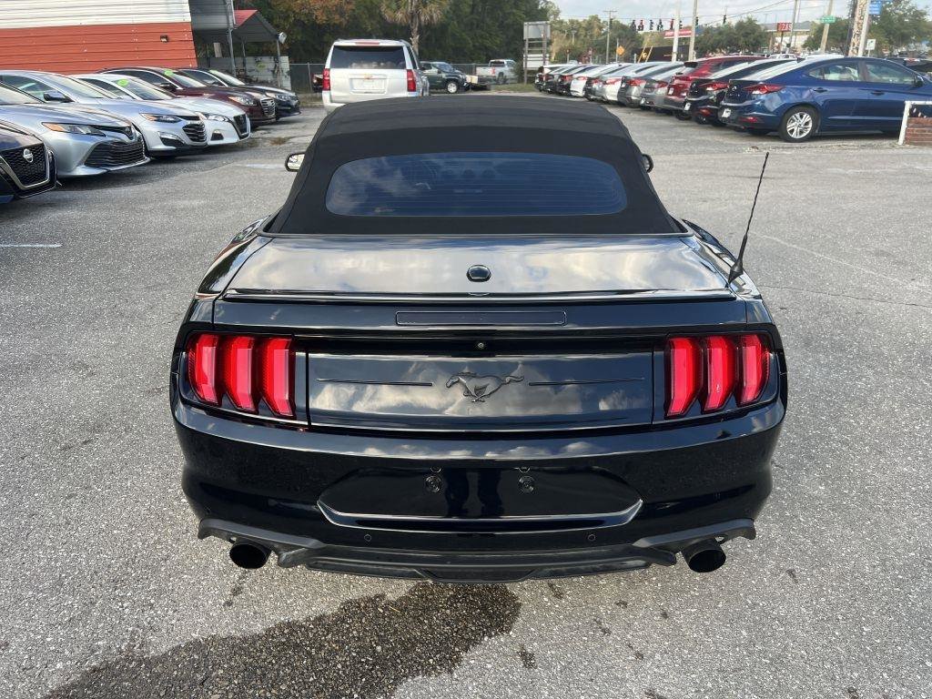 Used 2018 Ford Mustang Premium image 6