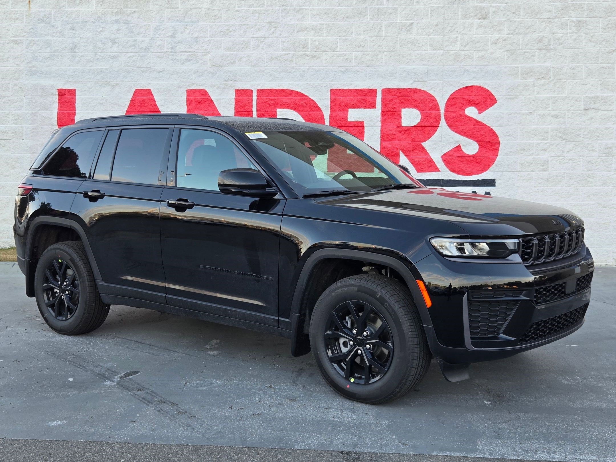New 2026 Jeep Grand Cherokee Altitude