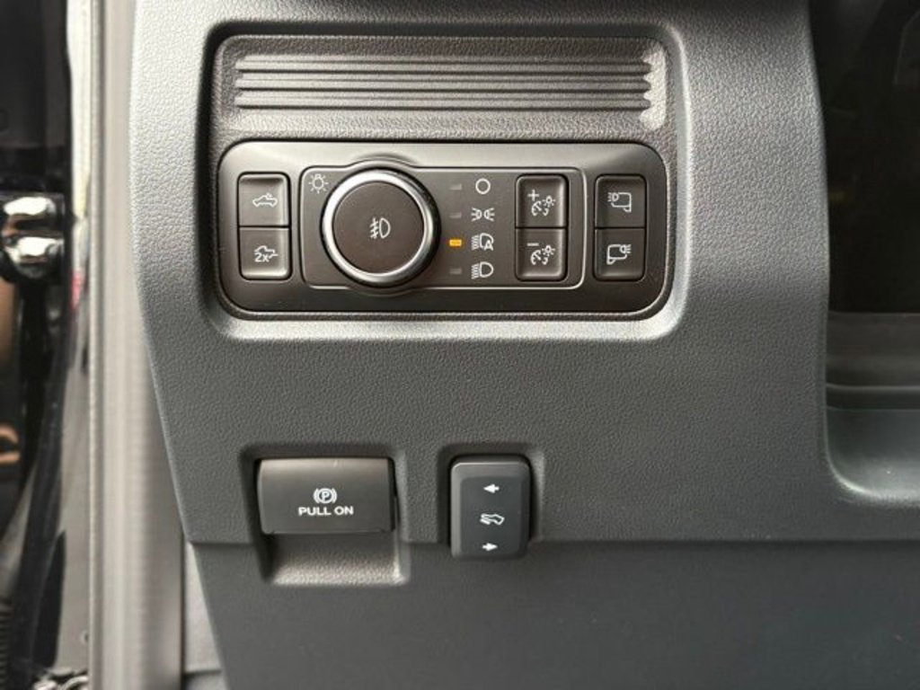 New 2026 Ford F350 Lariat w/ Tremor Off-Road Package image 23