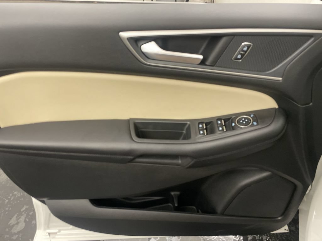 Used 2024 Ford Edge SEL w/ Convenience Package AWD/4WD image 15