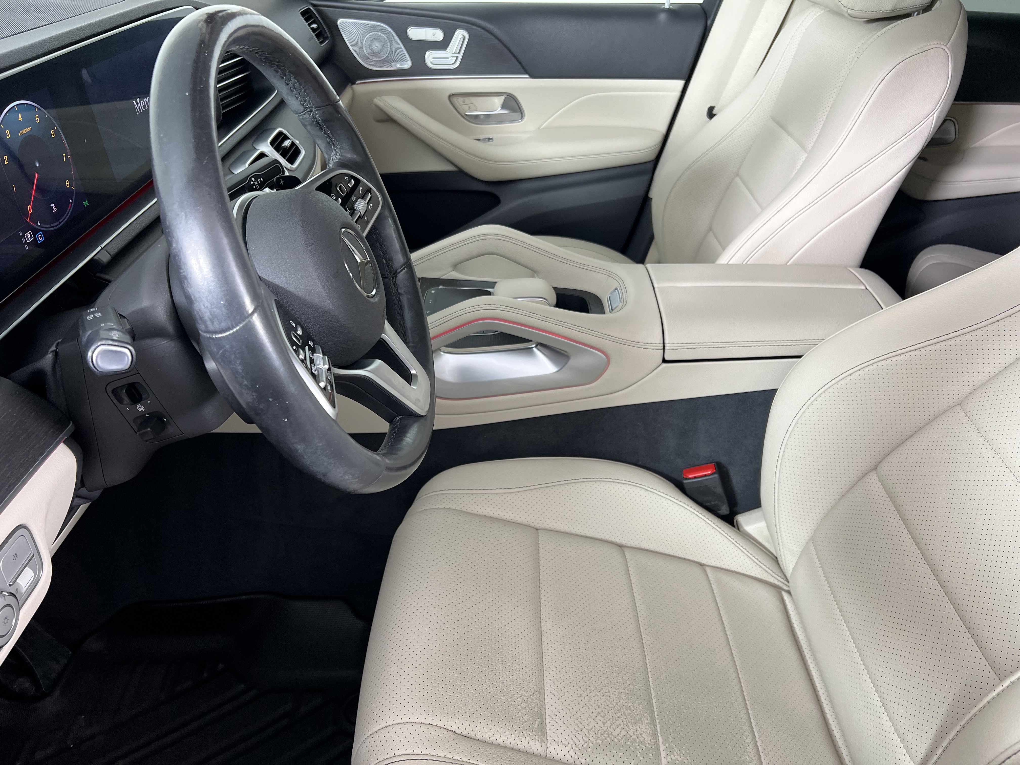 Certified 2020 Mercedes-Benz GLE 350 4MATIC image 4
