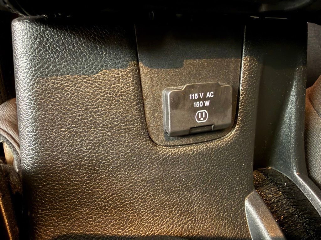 Used 2017 Jeep Wrangler Sport image 12