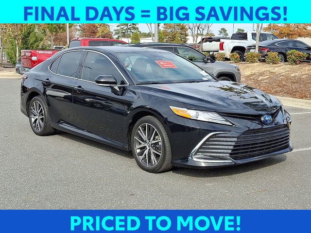Used 2022 Toyota Camry XLE