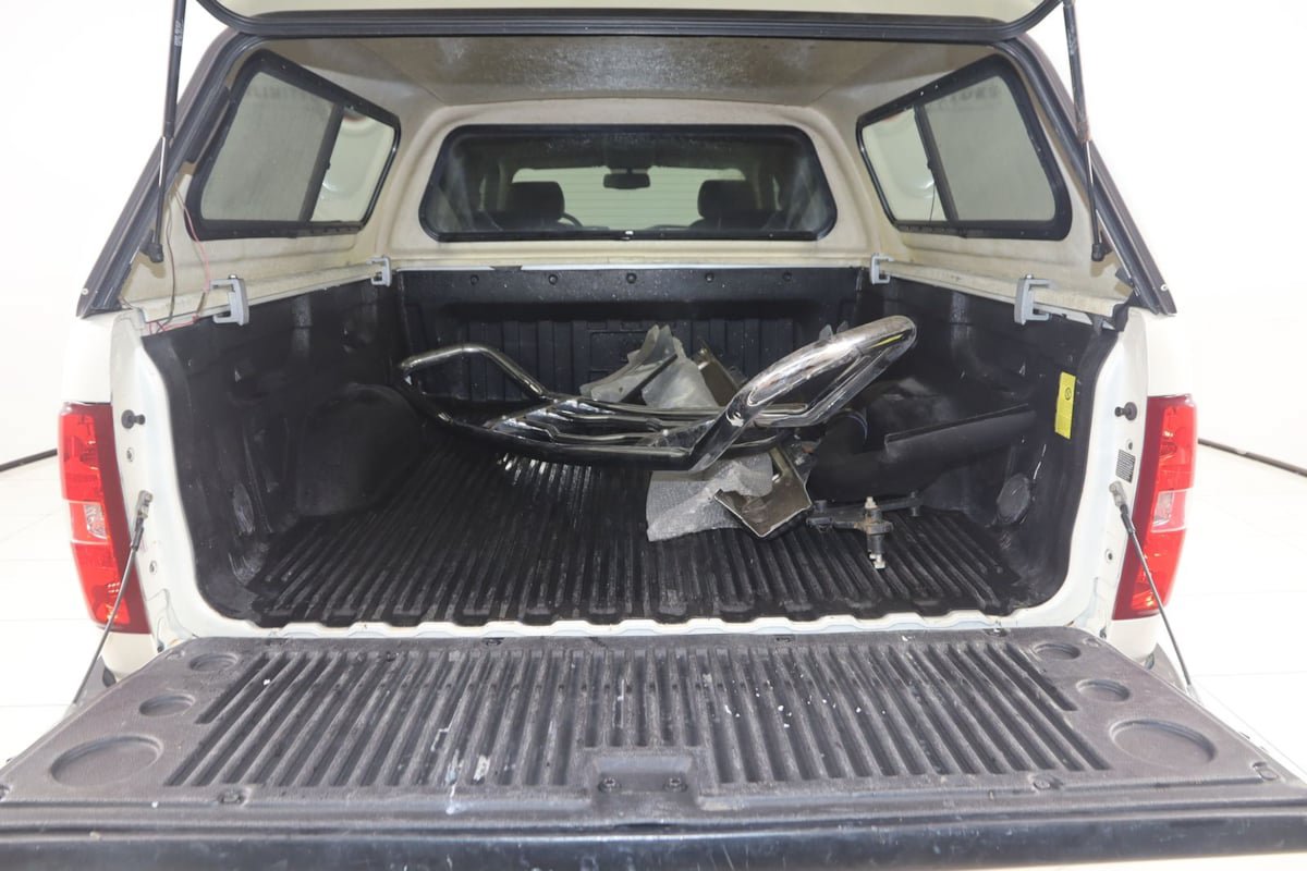 Used 2012 Chevrolet Silverado 1500 LTZ w/ LTZ White Diamond Edition AWD/4WD image 42