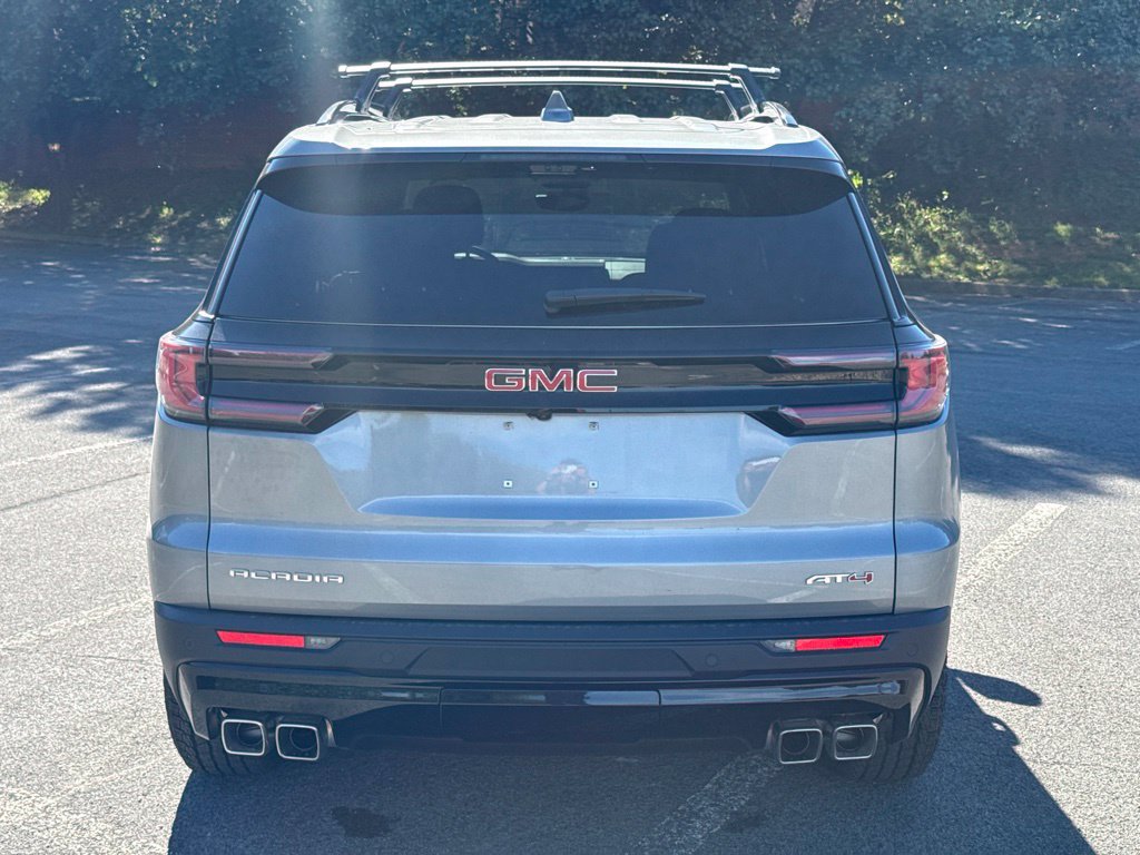 Used 2026 GMC Acadia AT4 w/ Luxury Package AWD/4WD image 6