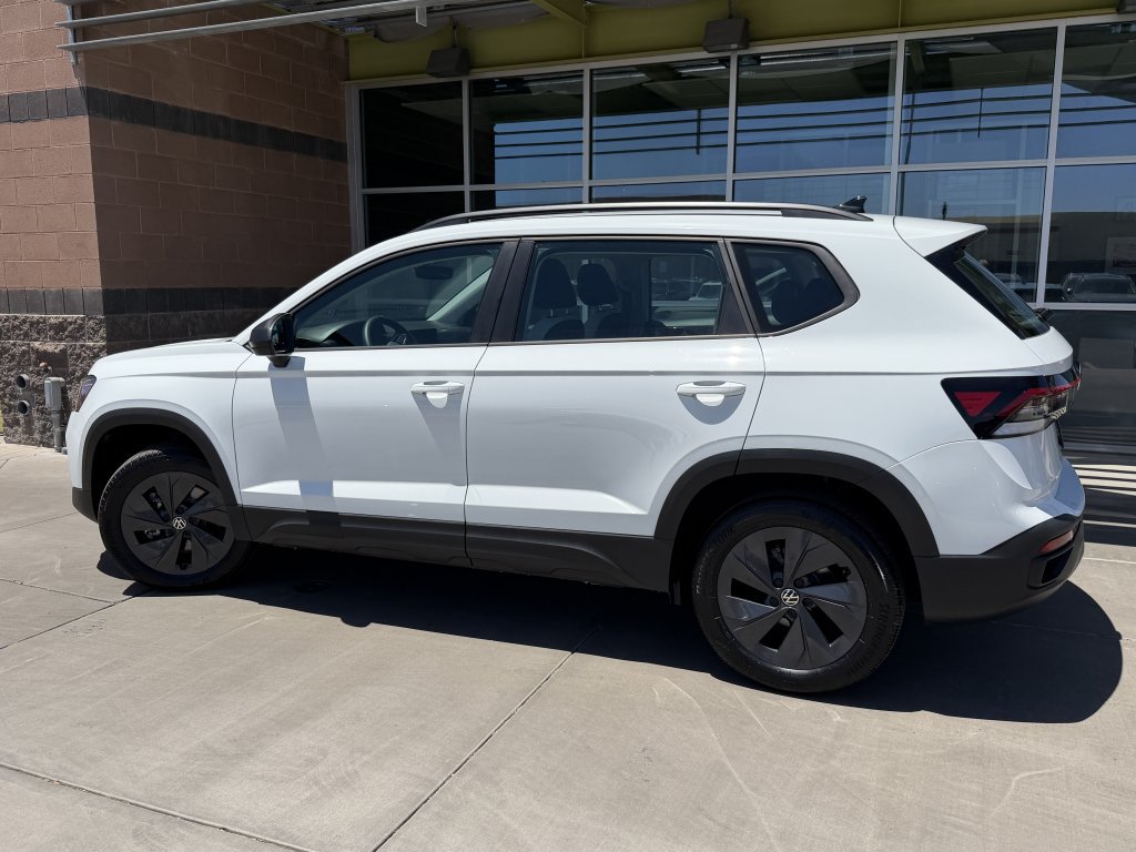 Used 2026 Volkswagen Taos S FWD image 5