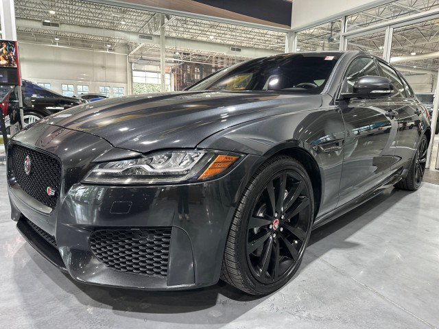 Used 2019 Jaguar XF S AWD/4WD image 18