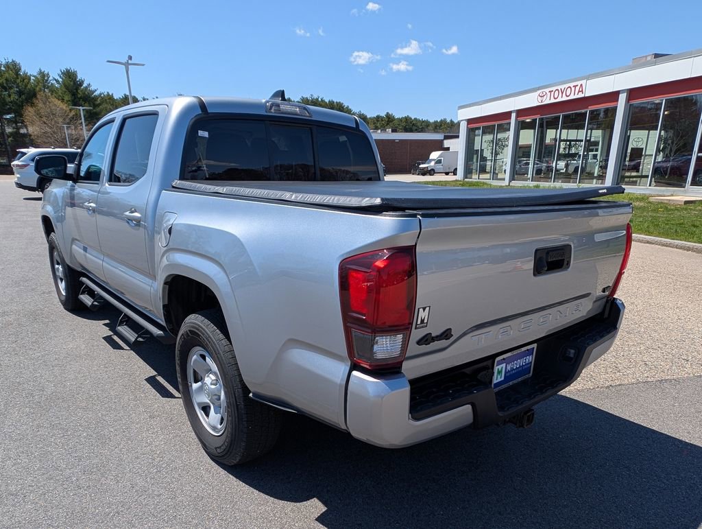 Used 2022 Toyota Tacoma SR AWD/4WD image 3