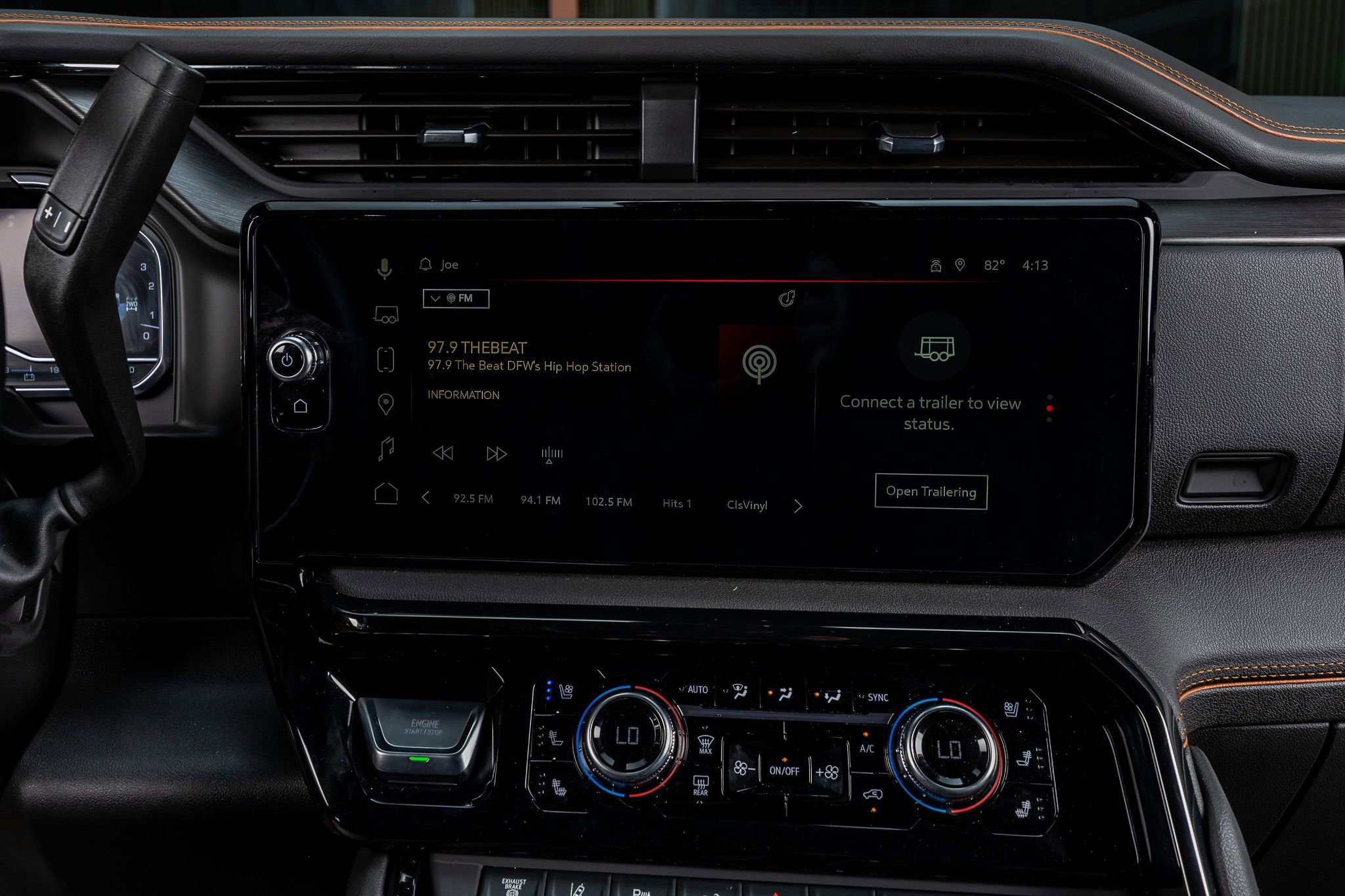 Used 2025 GMC Sierra 2500 AT4 w/ AT4 Premium Plus Package image 23