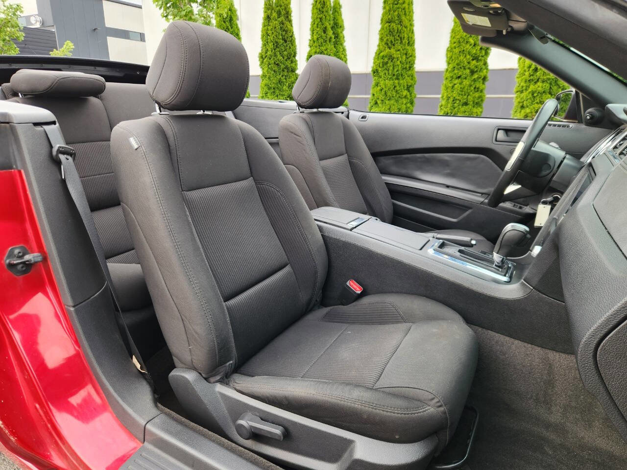 Used 2013 Ford Mustang GT w/ Security Pkg RWD image 7