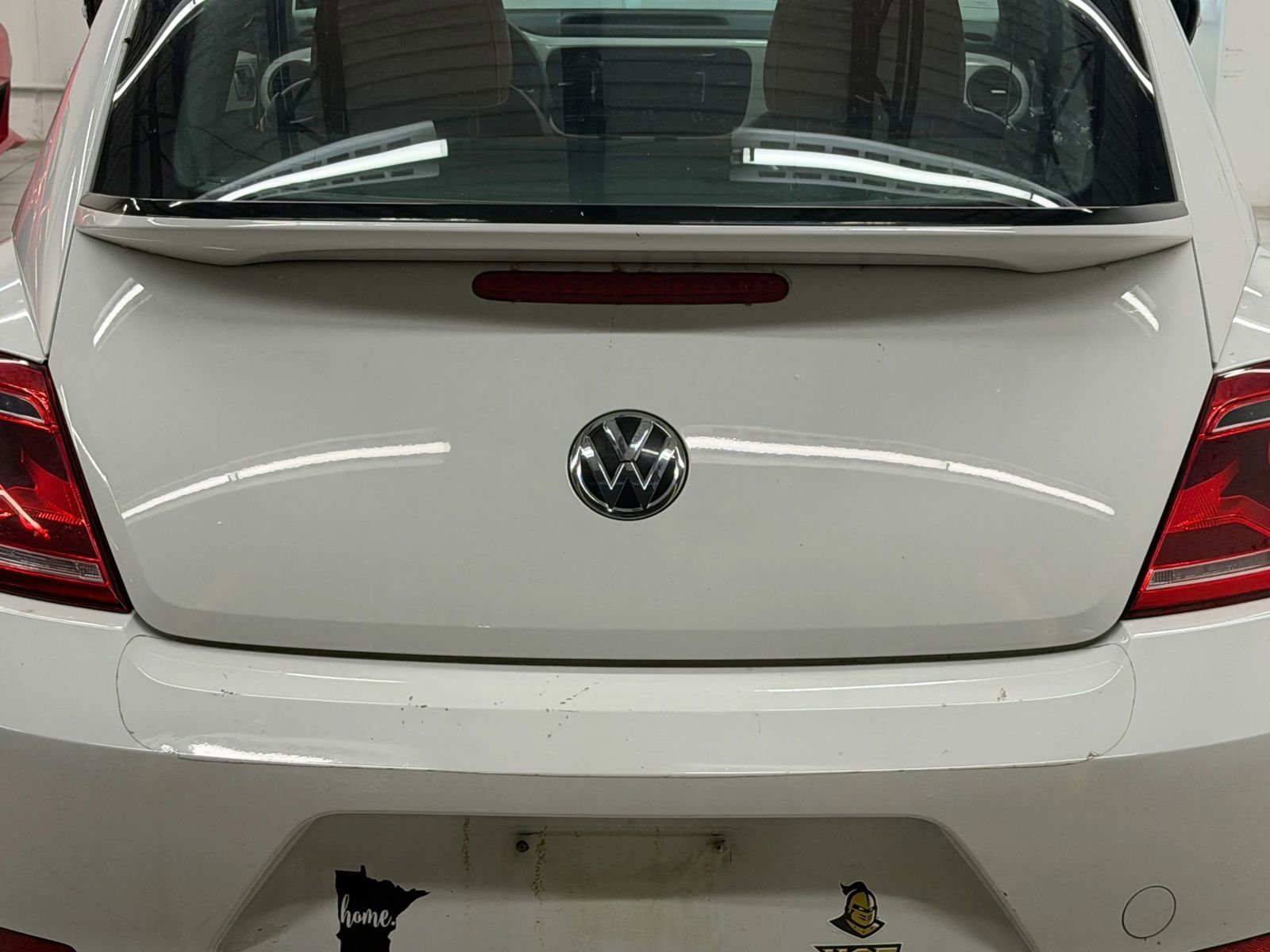 Used 2015 Volkswagen Beetle 1.8T Classic FWD image 11