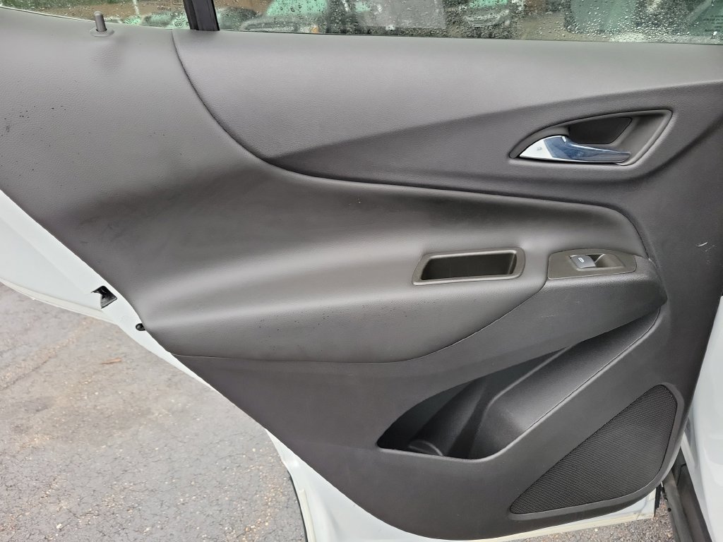 Used 2024 Chevrolet Equinox LT FWD image 19