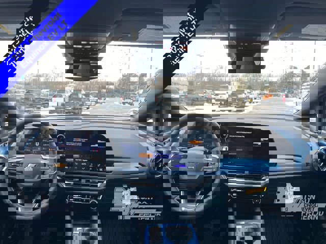 New 2026 Chevrolet Equinox EV LT image 16