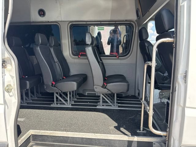 Used 2017 Mercedes-Benz Sprinter 3500 image 12