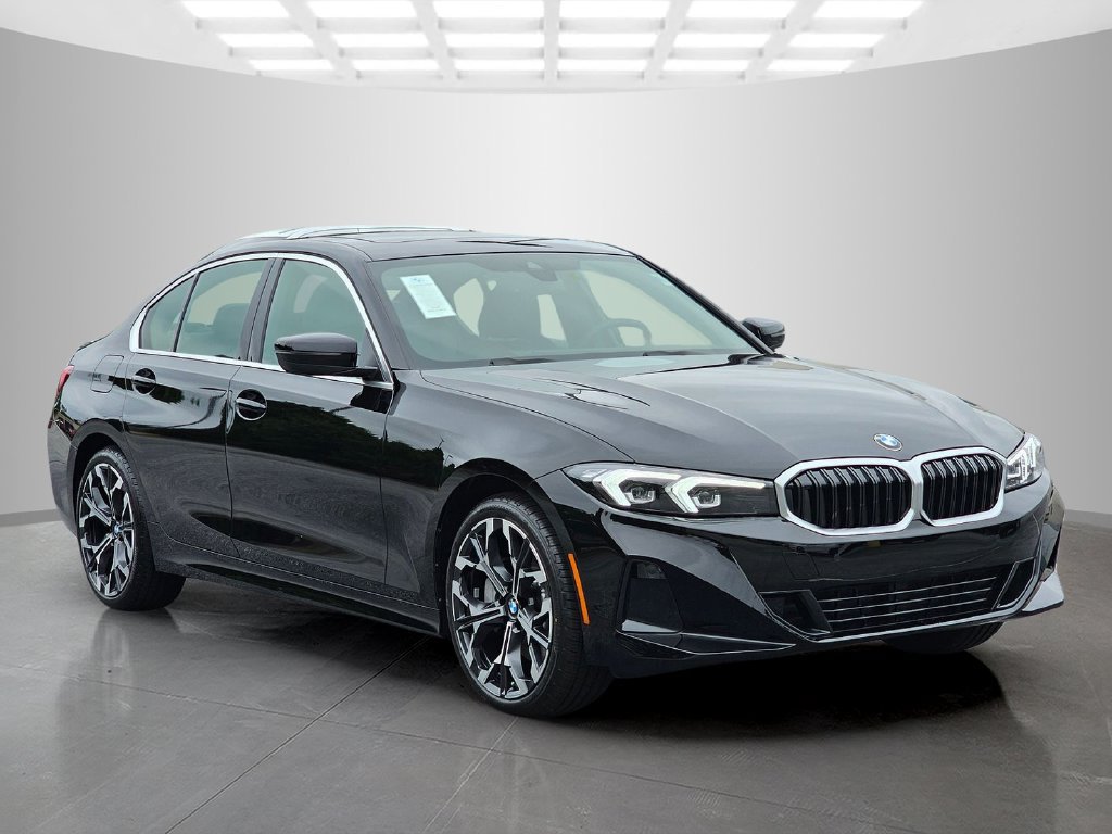New 2026 BMW 330i Sedan RWD image 8