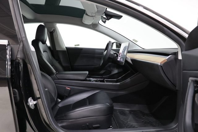 Used 2019 Tesla Model 3 Long Range AWD/4WD image 29