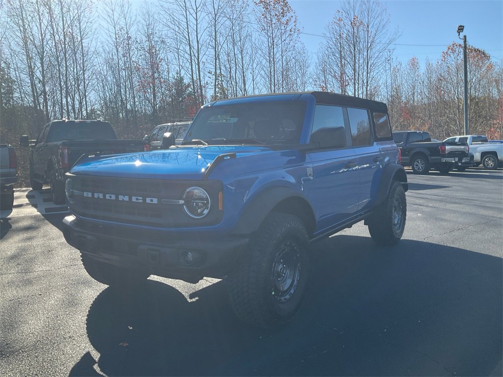 New 2025 Ford Bronco Big Bend w/ Black Diamond Package image 9