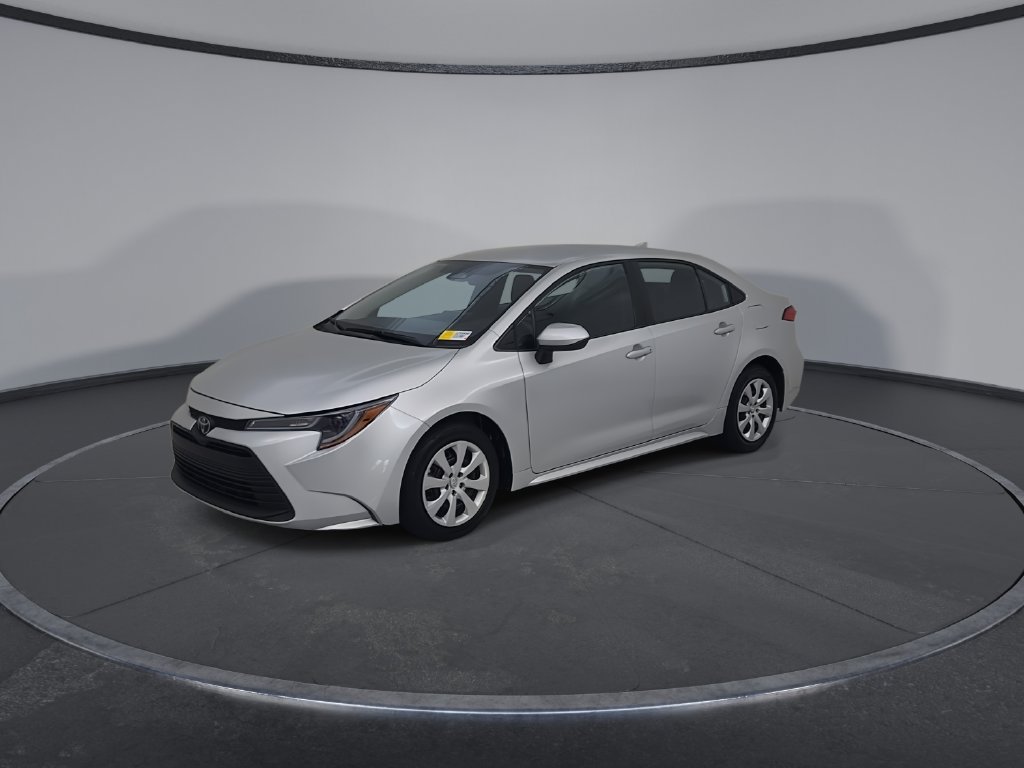 Used 2025 Toyota Corolla LE FWD image 8