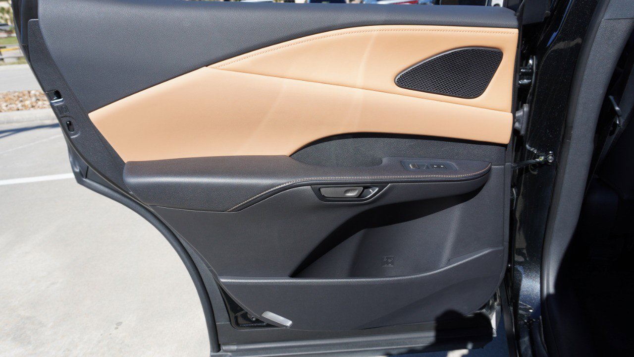 Used 2025 Lexus RX 350 Premium w/ Convenience Package image 33