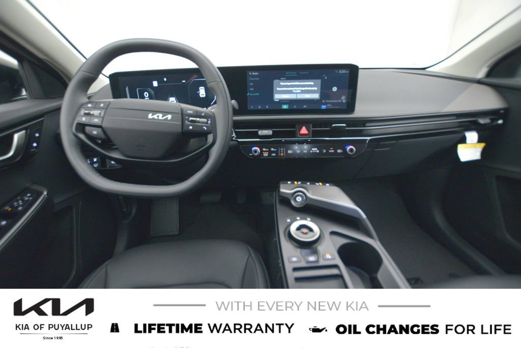 New 2025 Kia EV6 Wind image 17