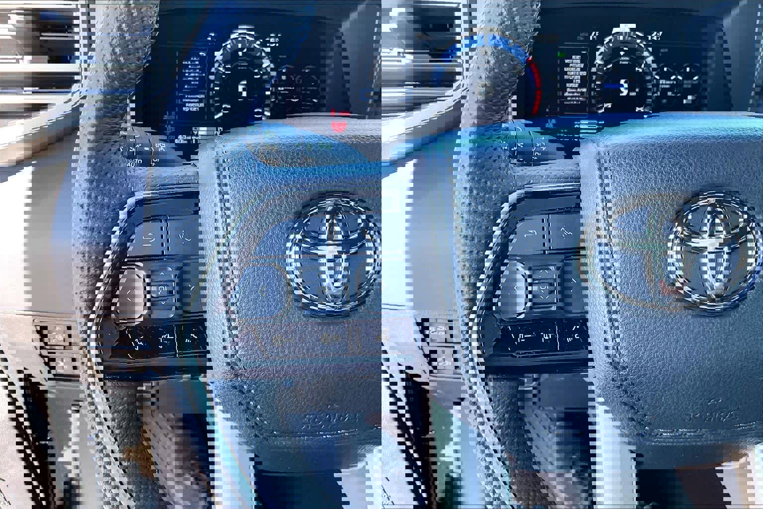 Used 2026 Toyota Tundra Platinum image 23