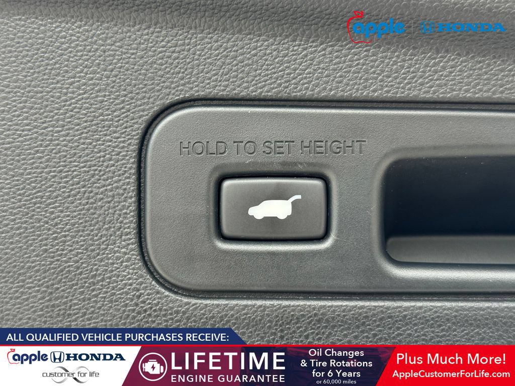 Used 2023 Acura MDX w/ Technology Package AWD/4WD image 22