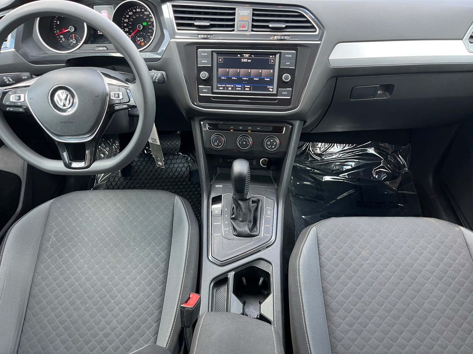Used 2021 Volkswagen Tiguan S FWD image 14