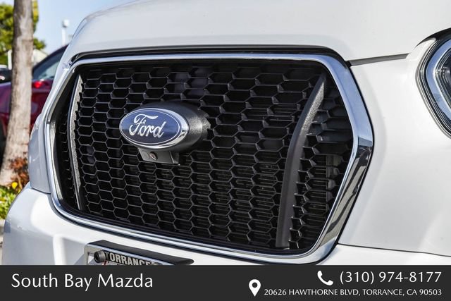 Used 2023 Ford Transit 350 XLT RWD image 5