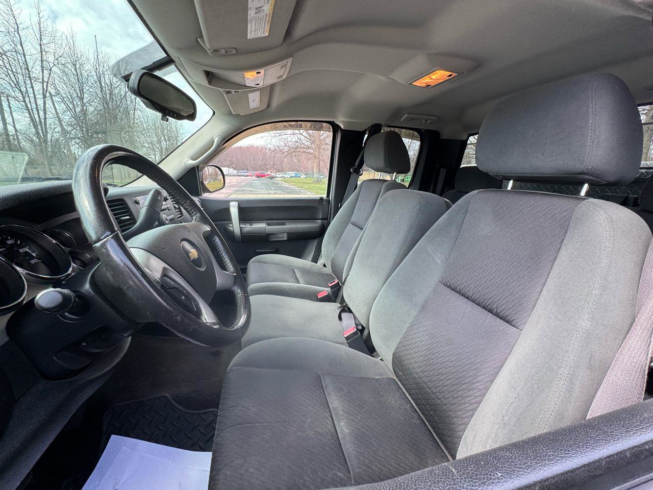 Used 2009 Chevrolet Silverado 1500 LT w/ Power Pack Plus image 28