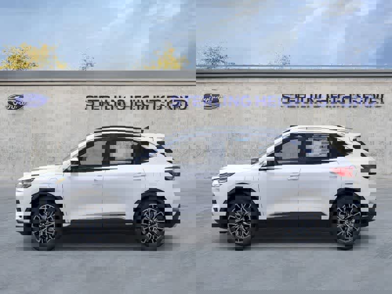 New 2025 Ford Escape SE image 3