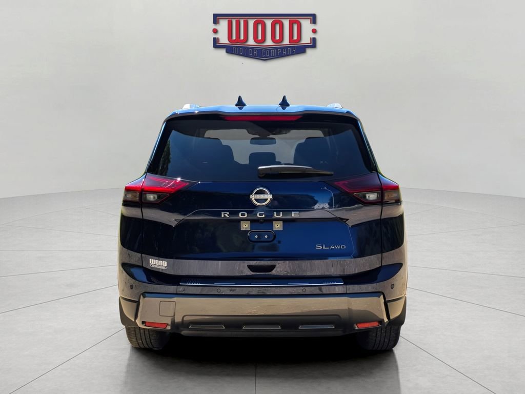 Used 2025 Nissan Rogue SL w/ Tech Package AWD/4WD image 3