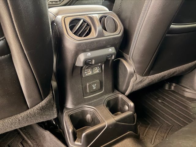 Used 2021 Jeep Gladiator Overland AWD/4WD image 19