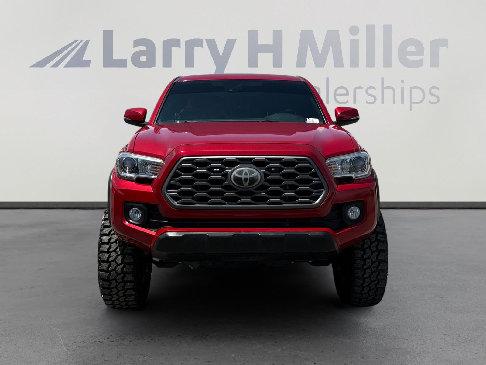 Used 2021 Toyota Tacoma TRD Off-Road w/ Technology Package RWD image 8