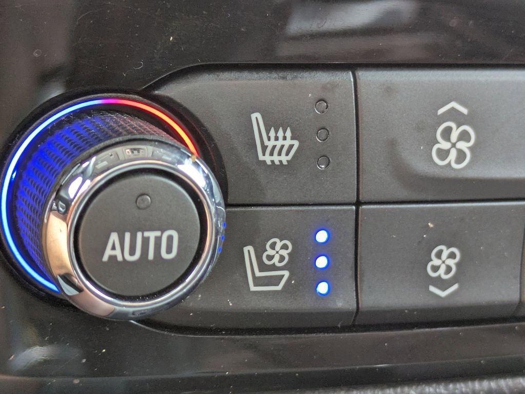 Used 2020 Buick Enclave Avenir w/ Trailering Package, 5000 lbs. AWD/4WD image 25