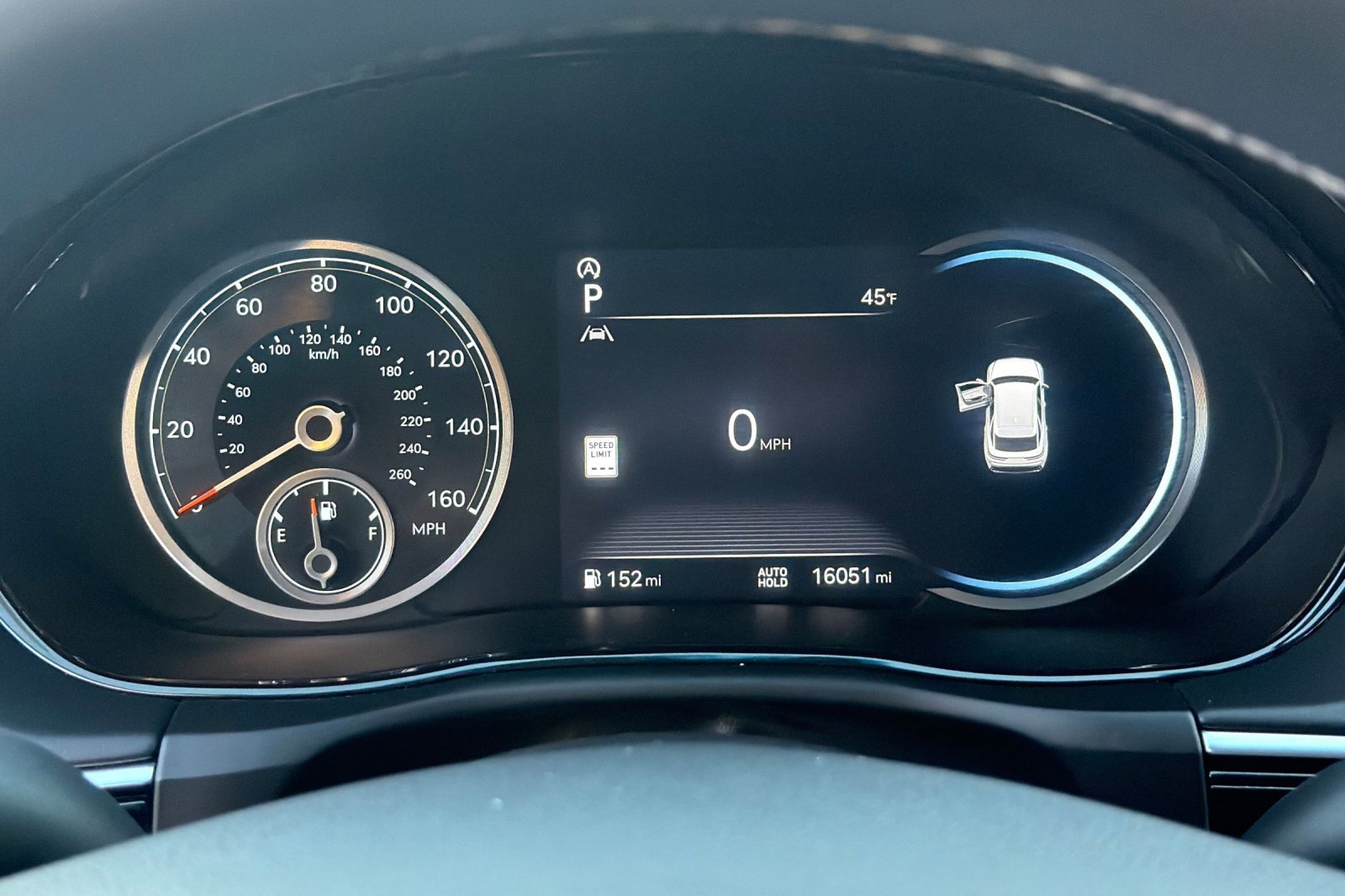 Used 2025 Genesis GV70 2.5T image 37