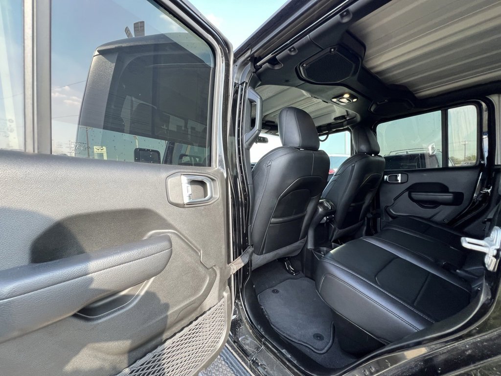 Used 2023 Jeep Gladiator Sport image 29